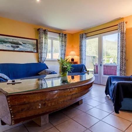 Holiday home Chez Laurette By Interhome Saint-Laurent-sur-Mer